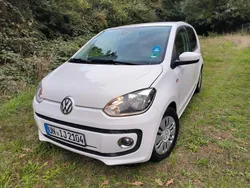 Weiß Gebraucht 2014 VW up! high up! Kleinwagen | 6.650 € (Fairer Preis)