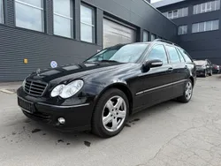 Schwarz Gebraucht 2007 Mercedes C200 Avantgarde Kombi | 1.900 € (Etwas zu teuer)