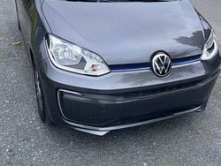 Grau Gebraucht 2023 VW e-up! Kleinwagen | 14.500 € (Guter Preis)