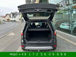 Grau Gebraucht 2017 Ford Kuga Titanium SUV | 14.499 € (Fairer Preis)
