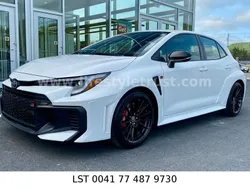 Weiß Neu 2025 Toyota Corolla T1 Limousine | 43.132 €