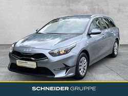 Grau Gebraucht 2022 Kia Ceed Vision Kleinwagen | 15.790 € (Guter Preis)
