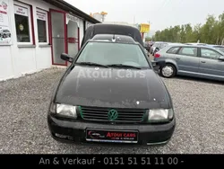 Schwarz Gebraucht 2002 VW Caddy Van / Kleinbus | 699 € (Superpreis)