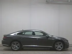 Mangangrau metallic Gebraucht 2018 VW Arteon R-line Limousine | 21.980 € (Superpreis)
