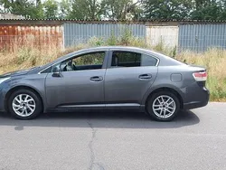 Grau Gebraucht 2011 Toyota Avensis Multidrive S Limousine | 5.600 € (Superpreis)