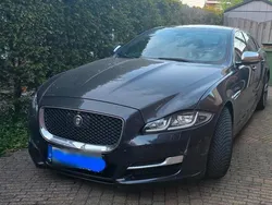 Schwarz Gebraucht 2016 Jaguar XJ Limousine | 13.000 € (Superpreis)