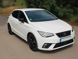 Weiß Gebraucht 2024 Seat Ibiza Black Edition Limousine | 21.400 € (Etwas zu teuer)