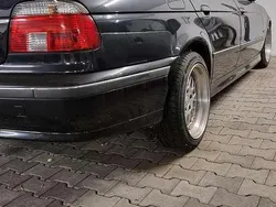 Schwarz Gebraucht 1999 BMW 528 Limousine | 4.500 € (Fairer Preis)