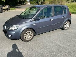 Grau Gebraucht 2008 Renault Scénic II Avantage Van / Kleinbus | 2.400 € (Teuer)