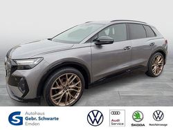 Grau Gebraucht 2021 Audi Q4 e-tron S-Line SUV | 28.990 € (Fairer Preis)
