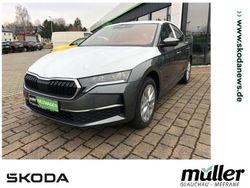 Grau (graphitegrau metallic) Gebraucht 2024 Skoda Octavia Selection Limousine | 33.990 € (Teuer)