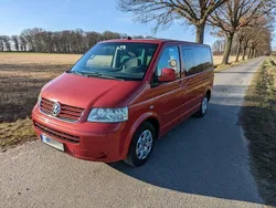 Rot Gebraucht 2003 VW T5 Van | 11.950 €