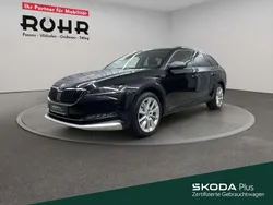Schwarz magic perleffekt Gebraucht 2021 Skoda Superb Kombi | 31.270 € (Etwas zu teuer)