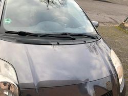 Grau Gebraucht 2007 Toyota Yaris Kleinwagen | 3.200 €