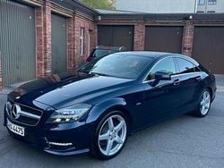 Blau Gebraucht 2012 Mercedes CLS350 Limousine | 17.900 € (Teuer)