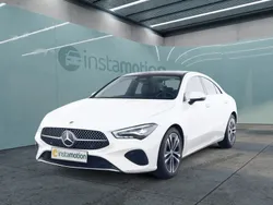 Weiß Gebraucht 2023 Mercedes CLA180 Progressive Limousine | 35.500 €