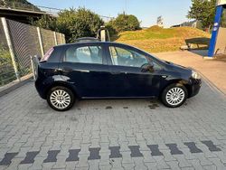 Gebraucht 2011 Fiat Punto Limousine | 2.200 € (Fairer Preis)
