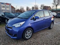 Satin blue mm Gebraucht 2011 Toyota Verso-S Life Van / Kleinbus | 7.490 € (Guter Preis)