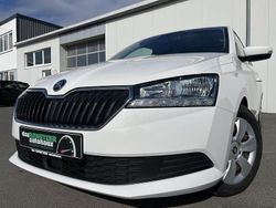 Weiß Gebraucht 2021 Skoda Fabia Ambition Limousine | 12.860 € (Guter Preis)