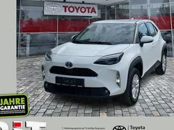 Weiß Gebraucht 2022 Toyota Yaris Cross Comfort SUV | 20.990 € (Superpreis)
