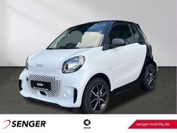 Weiß Gebraucht 2022 Smart ForTwo Electric Drive Passion Cabrio | 14.360 € (Guter Preis)