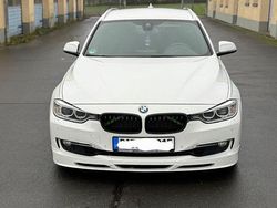 Weiß Gebraucht 2012 BMW 320 Sport Line Kombi | 7.800 € (Etwas zu teuer)