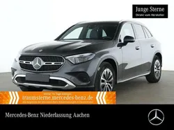 Grau Gebraucht 2024 Mercedes GLC220 SUV | 52.990 €