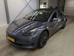 Grau Gebraucht 2020 Tesla Model 3 Performance Limousine | 25.400 € (Etwas zu teuer)
