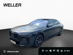 Grau Gebraucht 2024 BMW 740 M Sport Limousine | 107.900 € (Teuer)