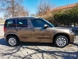 Braun Gebraucht 2016 Skoda Yeti Ambition SUV | 10.900 € (Fairer Preis)