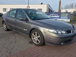 Grau Gebraucht 2007 Renault Laguna II Authentique Limousine | 1.200 € (Superpreis)