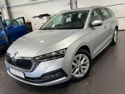 Silber Gebraucht 2020 Skoda Octavia Kombi | 17.995 € (Fairer Preis)