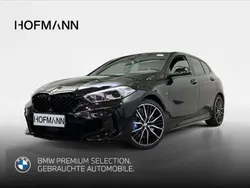 Saphirschwarz metallic Gebraucht 2021 BMW M1 M Sport Coupé | 32.890 €