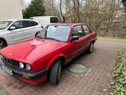 Rot Gebraucht 1987 BMW 316 Basis Coupé | 6.700 €