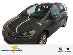 Grau Gebraucht 2024 VW Touran Move Van / Kleinbus | 34.430 € (Guter Preis)