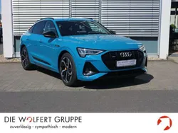 Antiguablau metallic Gebraucht 2021 Audi e-tron S-Line SUV | 41.780 € (Etwas zu teuer)
