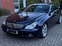 Blau Gebraucht 2008 Mercedes CLS320 Coupé | 9.800 € (Fairer Preis)