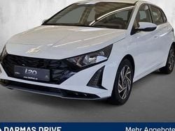 Weiß Gebraucht 2024 Hyundai i20 Trend Limousine | 16.990 € (Guter Preis)