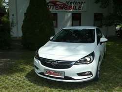 Weiß Gebraucht 2019 Opel Astra Limousine | 11.390 € (Fairer Preis)