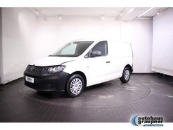 Weiss / candy weiss Gebraucht 2022 VW Caddy Van / Kleinbus | 14.988 € (Fairer Preis)