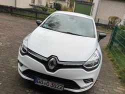 Weiß Gebraucht 2019 Renault Clio IV Collection Limousine | 10.500 € (Fairer Preis)
