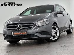 Grau Gebraucht 2015 Mercedes A180 Urban Limousine | 10.990 € (Fairer Preis)