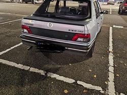 Blau Gebraucht 1990 Peugeot 309 Kleinwagen | 2.400 €