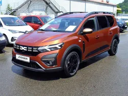 Terracottabraun metallic Neu 2025 Dacia Jogger Extreme Kombi | 24.449 € (Etwas zu teuer)