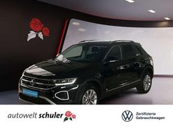 Deep black perleffekt (metallic) Gebraucht 2024 VW T-Roc Style SUV | 31.250 € (Fairer Preis)