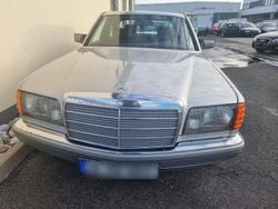 Silber Gebraucht 1988 Mercedes 300 SE Limousine | 5.180 €