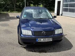 Blau Gebraucht 1999 VW Bora Limousine | 1.100 € (Guter Preis)