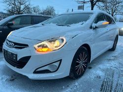 Weiß Gebraucht 2012 Hyundai i40 Style Kombi | 4.199 € (Fairer Preis)