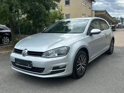 Silber Gebraucht 2016 VW Golf VII Allstar Limousine | 8.999 € (Fairer Preis)