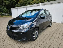 Schwarz Gebraucht 2014 Toyota Yaris Kleinwagen | 4.499 € (Fairer Preis)